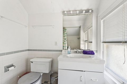 Tiny photo for 1201 Noyes Street, Evanston, IL 60201 (MLS # 12531651)