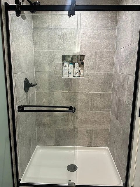 Tiny photo for 318 W Hackberry Drive, Arlington Heights, IL 60004 (MLS # 12693655)