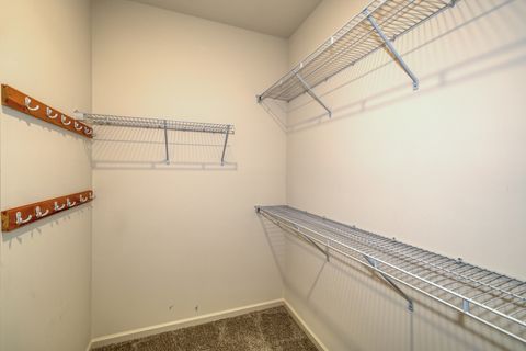 Tiny photo for 911 Darwin Street, North Aurora, IL 60542 (MLS # 12556179)