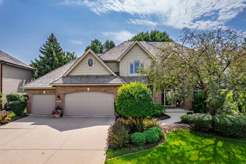Photo of 3148 Treesdale Court, Naperville, IL 60564 (MLS # 12747568)