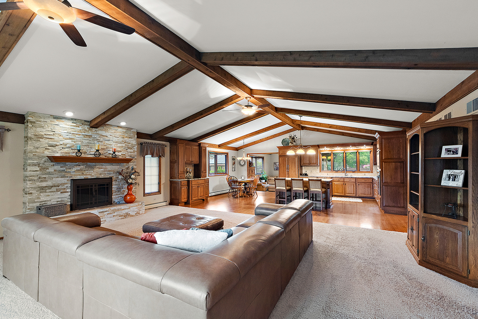 8257 Chertsey Court
