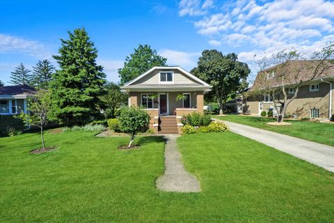 A home in Crest Hill