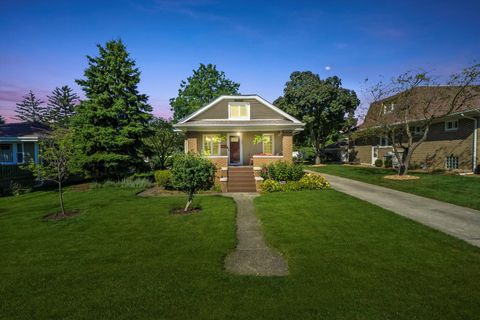 A home in Crest Hill