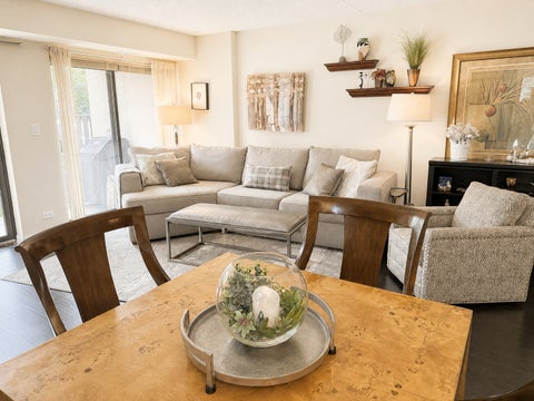 Tiny photo for 174 E Springbrook Drive #1B, Bloomingdale, IL 60108 (MLS # 12749359)