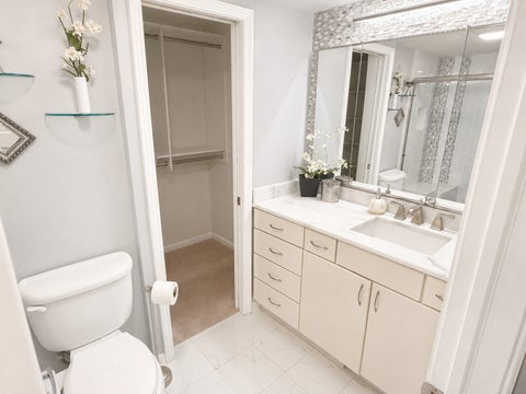 Tiny photo for 174 E Springbrook Drive #1B, Bloomingdale, IL 60108 (MLS # 12749359)