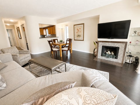 Tiny photo for 174 E Springbrook Drive #1B, Bloomingdale, IL 60108 (MLS # 12749359)