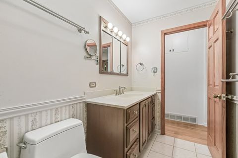 Tiny photo for 220 Voltz Road, Northbrook, IL 60062 (MLS # 12668674)