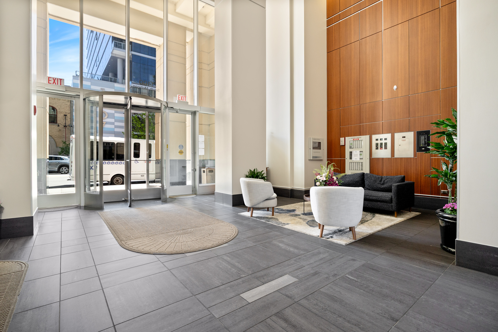 1400 S Michigan Avenue 707