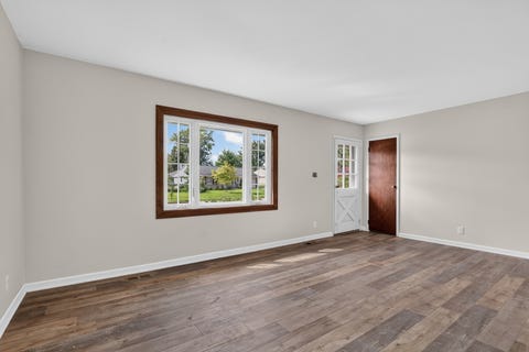 Tiny photo for 527 Sherwood Drive, Streamwood, IL 60107 (MLS # 12688025)