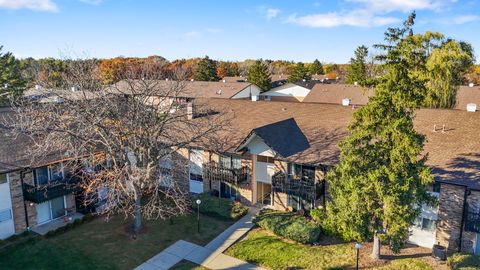 A home in Willowbrook