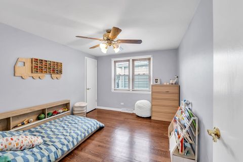 Tiny photo for 11163 S Trumbull Avenue, Chicago, IL 60655 (MLS # 12630240)