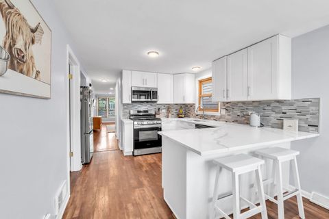 Tiny photo for 11163 S Trumbull Avenue, Chicago, IL 60655 (MLS # 12630240)