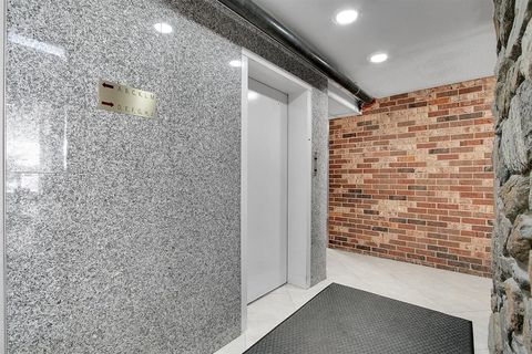 Tiny photo for 850 S Lorraine Road #3B, Wheaton, IL 60189 (MLS # 12549092)