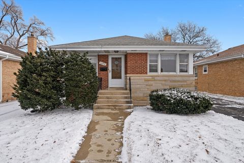 Photo of 2439 Ernst Street, Franklin Park, IL 60131 (MLS # 12545333)