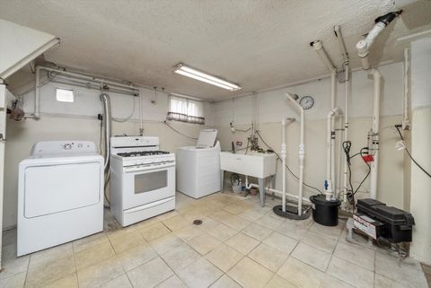 Tiny photo for 2439 Ernst Street, Franklin Park, IL 60131 (MLS # 12545333)