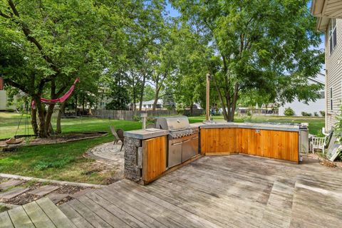 Tiny photo for 1228 Pennsylvania Avenue, Winthrop Harbor, IL 60096 (MLS # 12417978)