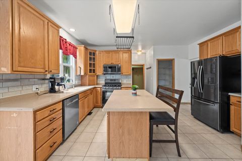 Tiny photo for 1228 Pennsylvania Avenue, Winthrop Harbor, IL 60096 (MLS # 12417978)