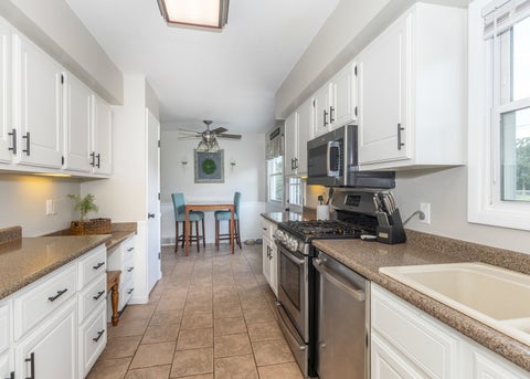 Tiny photo for 3507 56th Street Court, Moline, IL 61265 (MLS # 12753241)