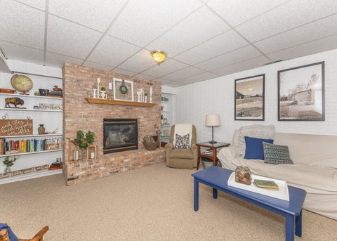 Tiny photo for 3507 56th Street Court, Moline, IL 61265 (MLS # 12753241)