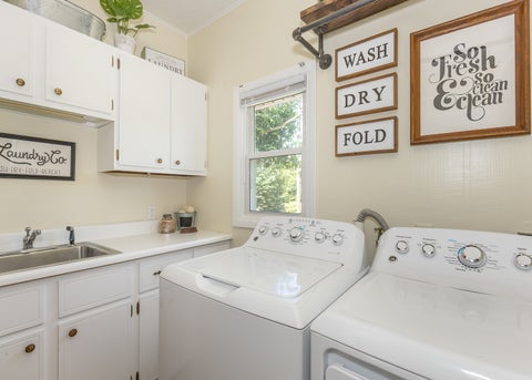Tiny photo for 3507 56th Street Court, Moline, IL 61265 (MLS # 12753241)