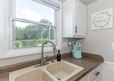 Tiny photo for 3507 56th Street Court, Moline, IL 61265 (MLS # 12753241)