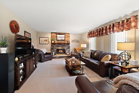 Tiny photo for 16748 Richards Drive, Tinley Park, IL 60477 (MLS # 12607629)