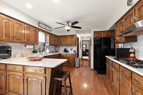 Tiny photo for 16748 Richards Drive, Tinley Park, IL 60477 (MLS # 12607629)