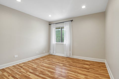 Tiny photo for 101 E Janata Boulevard #3B, Lombard, IL 60148 (MLS # 12780603)