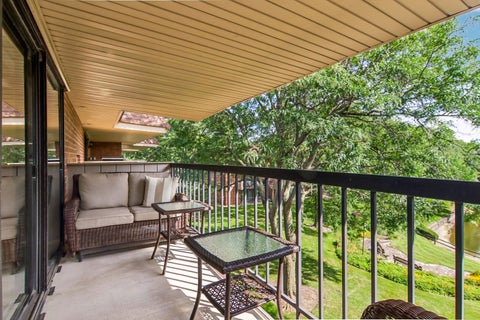 Tiny photo for 101 E Janata Boulevard #3B, Lombard, IL 60148 (MLS # 12780603)