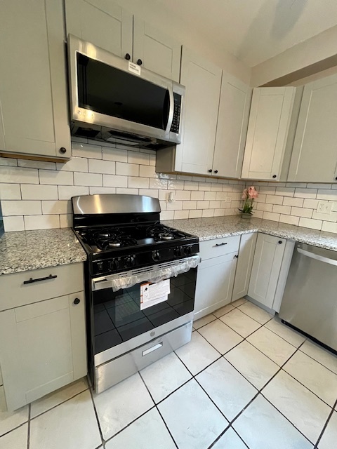 12356 S Green Street