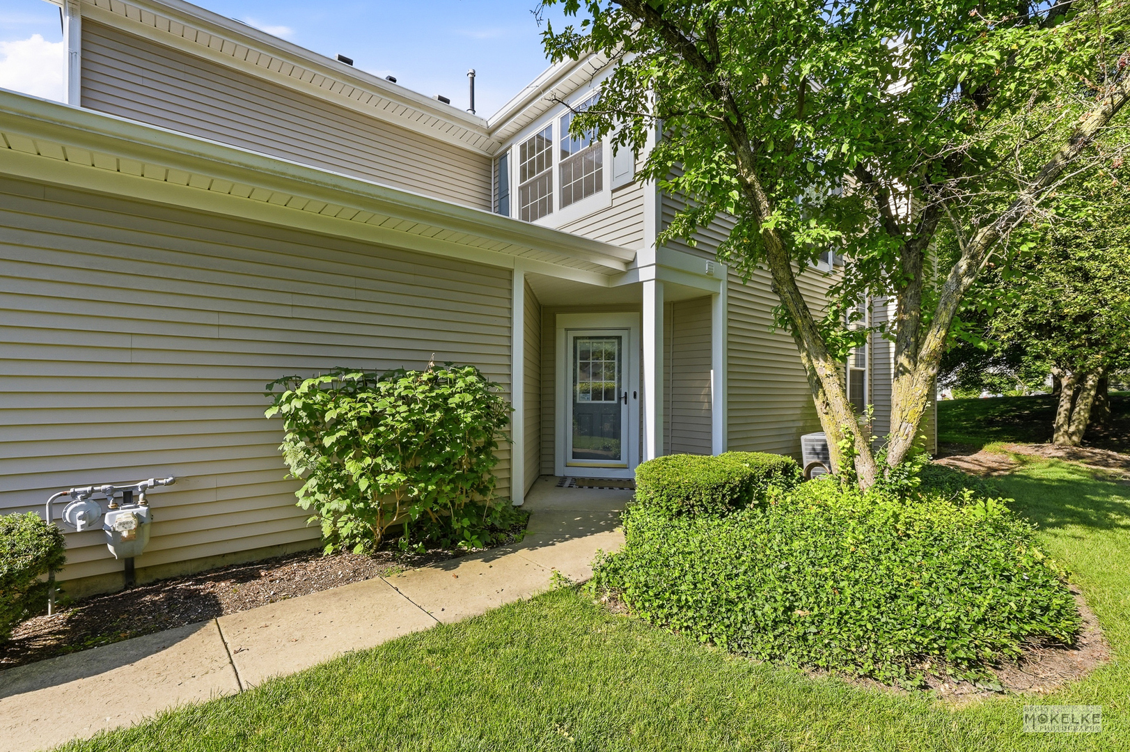 1809 Moore Court