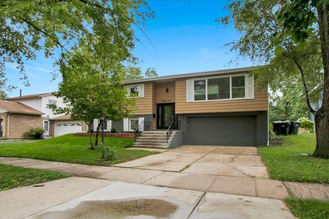 Photo of 16101 Avalon Avenue, South Holland, IL 60473 (MLS # 12756877)