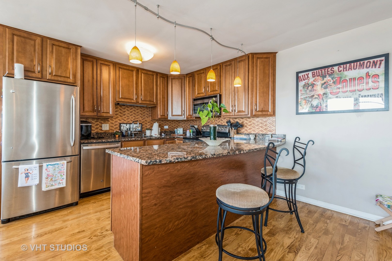 655 W Irving Park Road 5003
