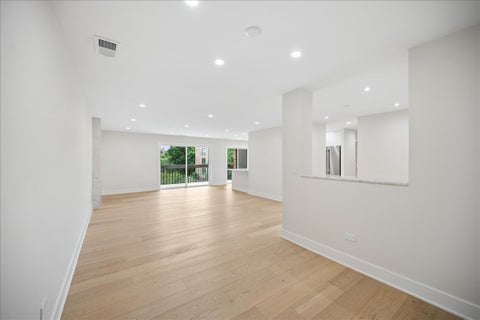 Tiny photo for 1740 Mission Hills Road #303, Northbrook, IL 60062 (MLS # 12783178)