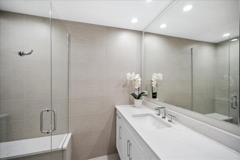 Tiny photo for 1740 Mission Hills Road #303, Northbrook, IL 60062 (MLS # 12783178)