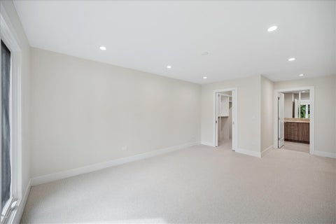 Tiny photo for 1740 Mission Hills Road #303, Northbrook, IL 60062 (MLS # 12783178)
