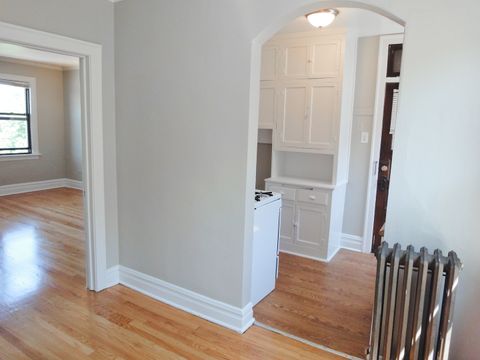 Tiny photo for 1941 Grove Avenue #201, Berwyn, IL 60402 (MLS # 12586253)