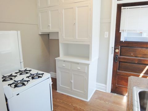 Tiny photo for 1941 Grove Avenue #201, Berwyn, IL 60402 (MLS # 12586253)