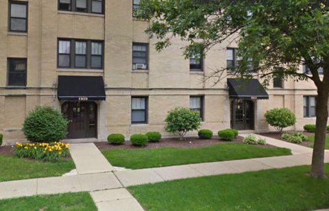 Photo of 1941 Grove Avenue #201, Berwyn, IL 60402 (MLS # 12586253)