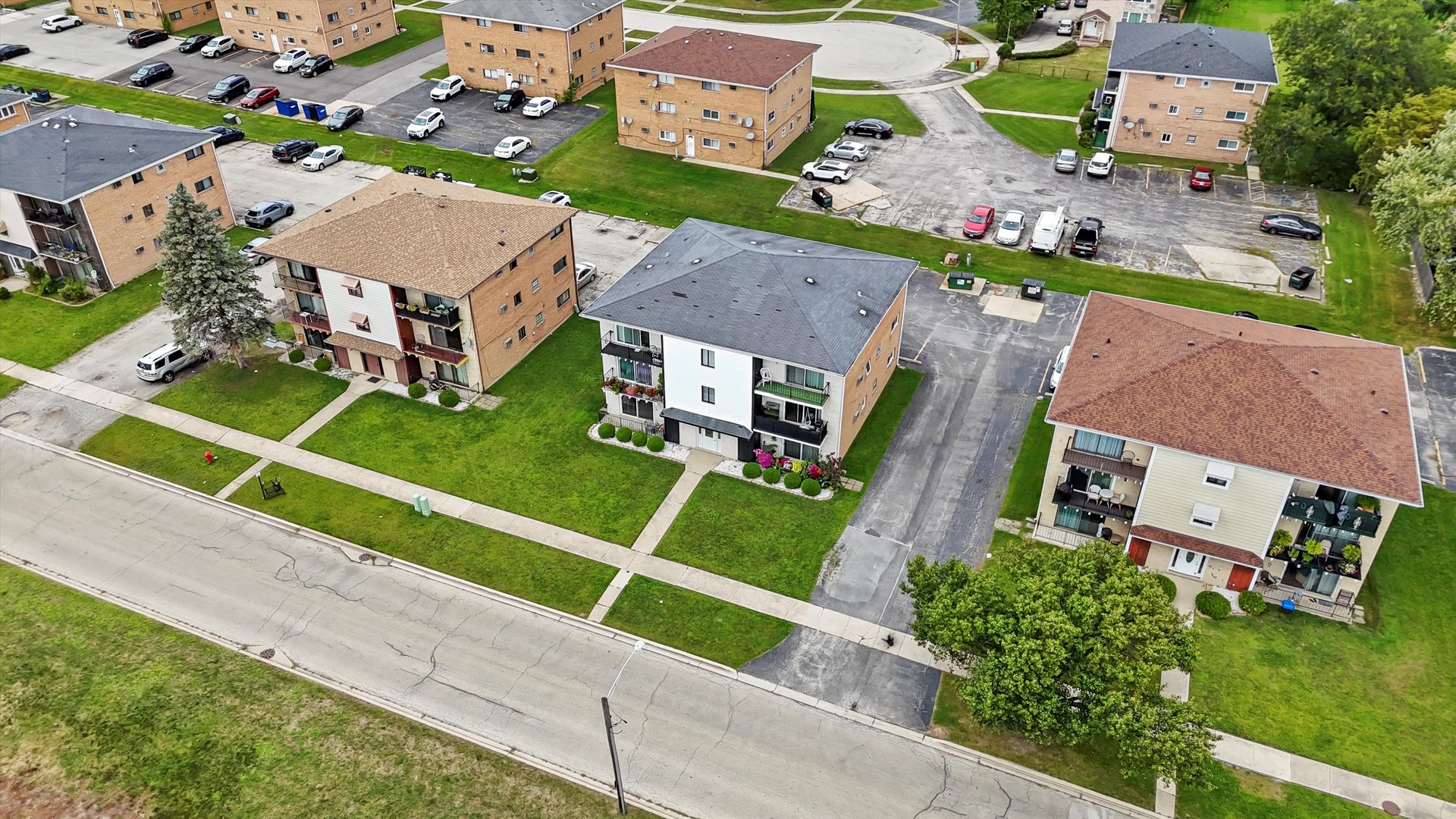 7306 W 86th Street 2B