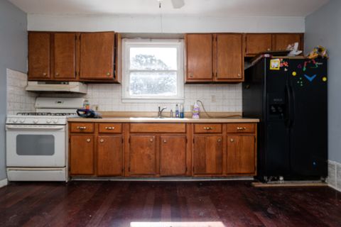 Tiny photo for 700 Pontiac Street, Joliet, IL 60432 (MLS # 12487523)