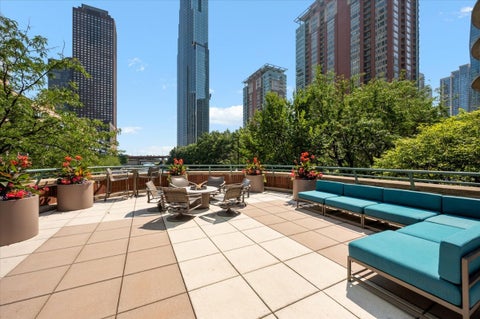 Tiny photo for 480 N MCCLURG Court #1109, Chicago, IL 60611 (MLS # 12744455)