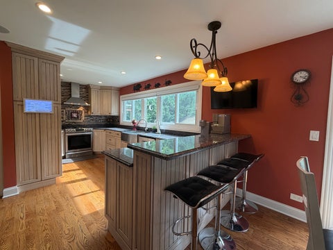 Tiny photo for 1683 CASTAWAY Court, Hoffman Estates, IL 60010 (MLS # 12702351)