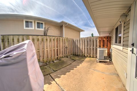 Tiny photo for 6028 Kit Carson Drive, Hanover Park, IL 60133 (MLS # 12601009)