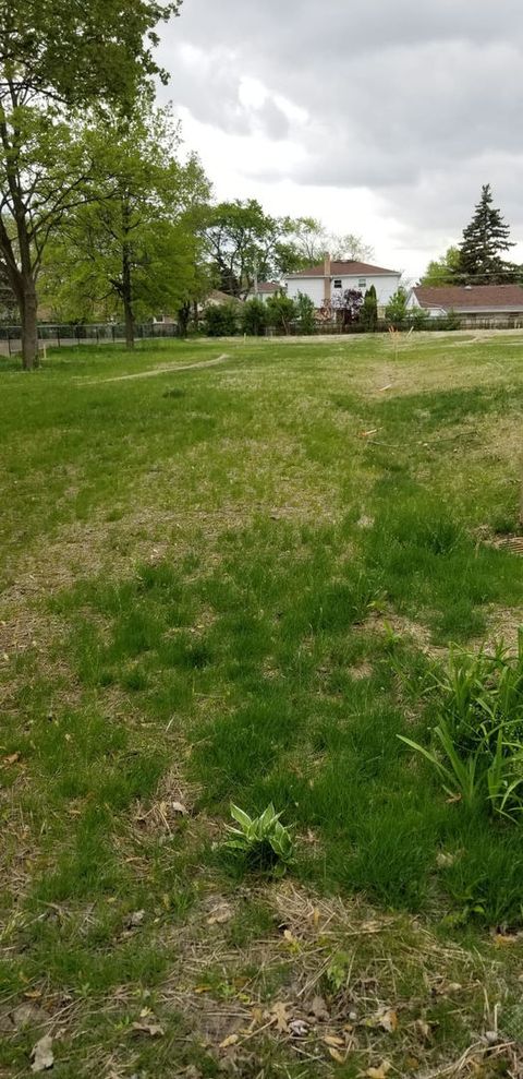 6727 Beckwith Road Morton Grove IL 60053