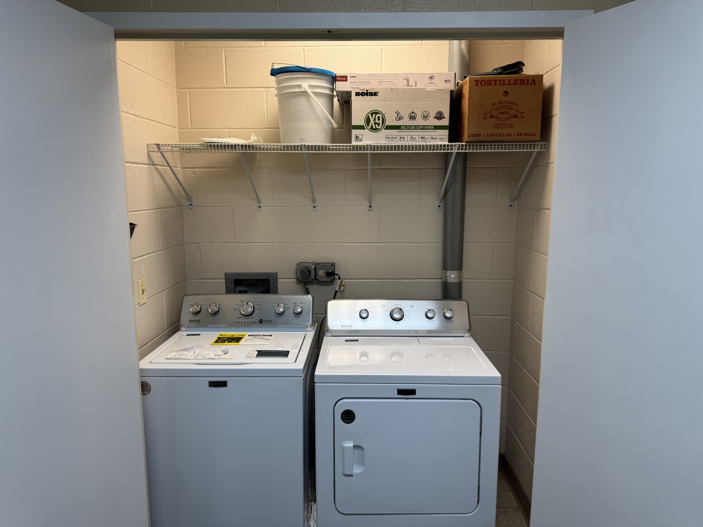 West Dundee, Illinois 60118, United States, ,Residential,Active,29123