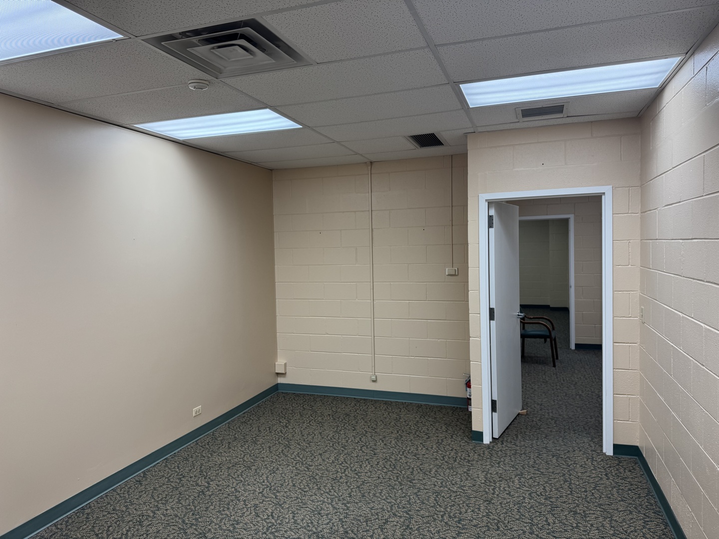 West Dundee, Illinois 60118, United States, ,Residential,Active,29123