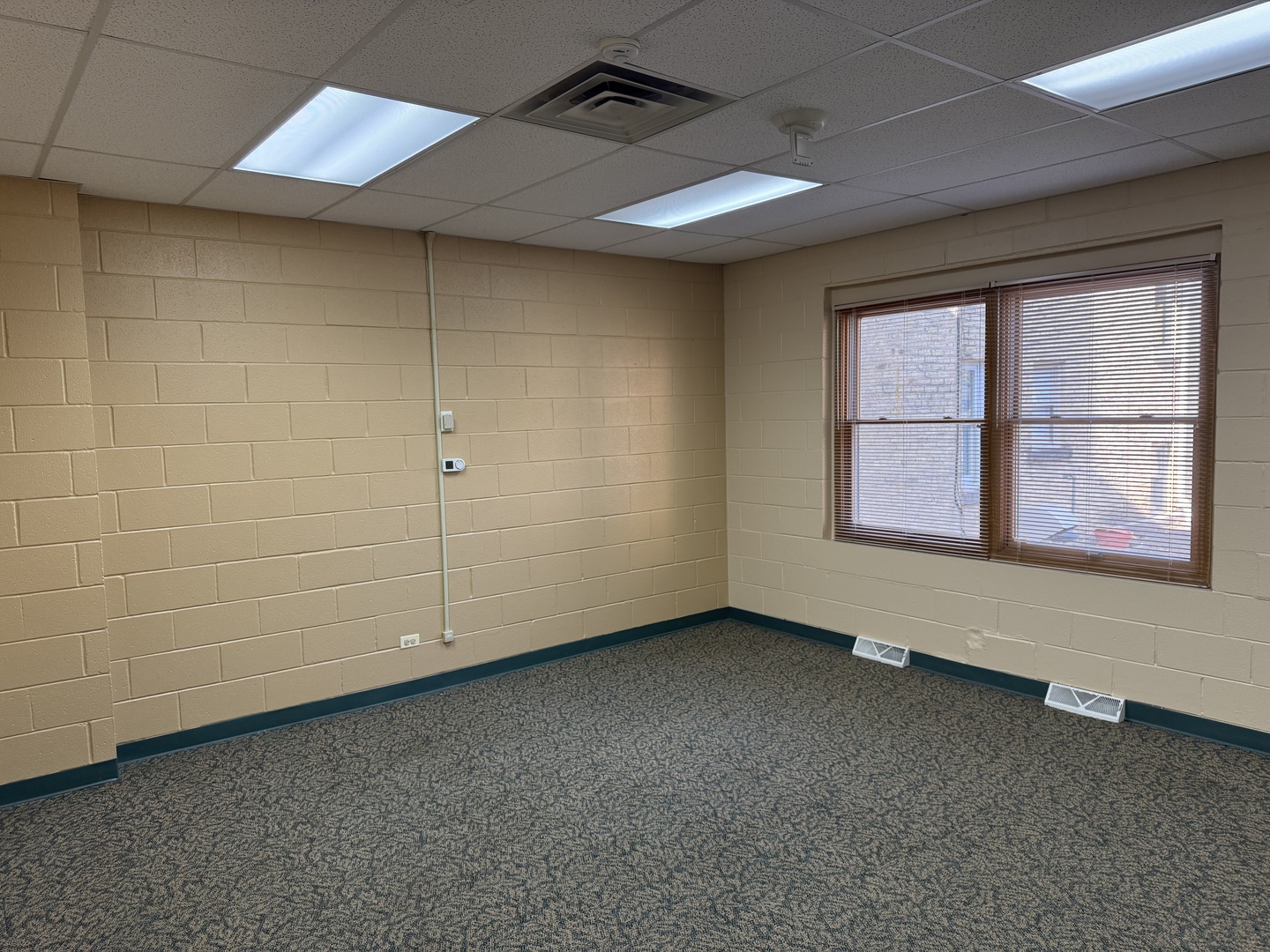 West Dundee, Illinois 60118, United States, ,Residential,Active,29123