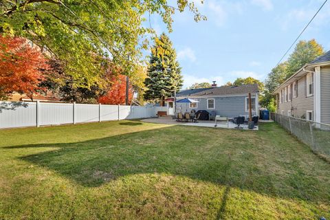 Tiny photo for 9600 S 51st Avenue, Oak Lawn, IL 60453 (MLS # 12507458)