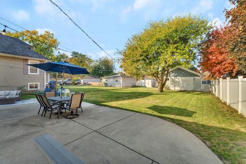 Tiny photo for 9600 S 51st Avenue, Oak Lawn, IL 60453 (MLS # 12507458)